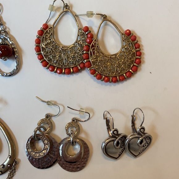 Set of 6 Pairs of Dangle Earrings - Picture 3 of 9